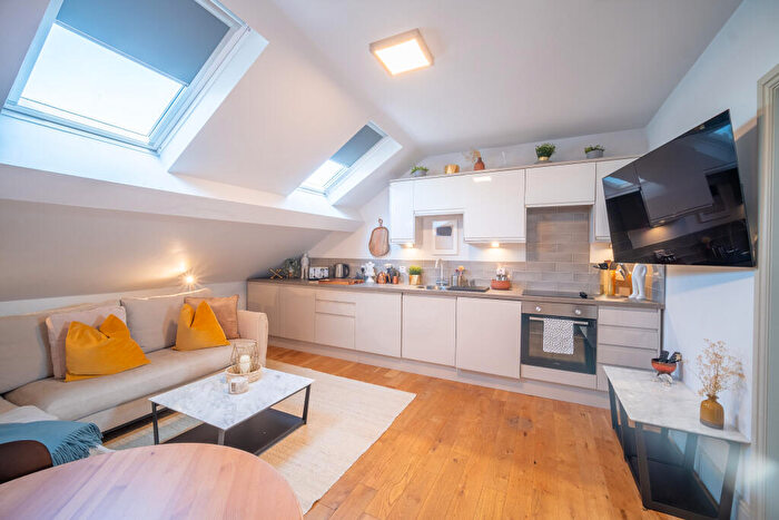 Studio To Rent In Woodhurst Road, Moseley, B13