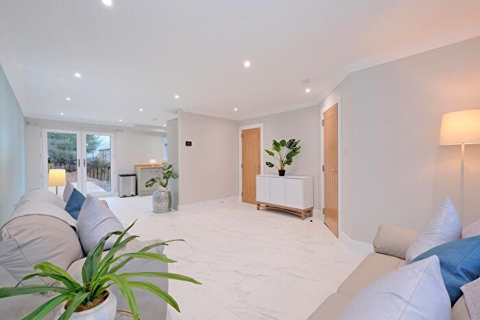 3 Bedroom Semi Detached House To Rent In Bridge Street, Woodside, AB24