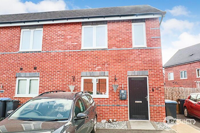 2 Bedroom Semi-Detached House For Sale In Westfield Avenue, Earl Shilton, LE9