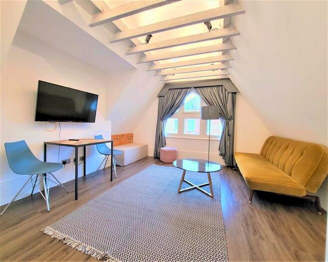 1 Bedroom Flat To Rent In Friar Street, Reading RG1