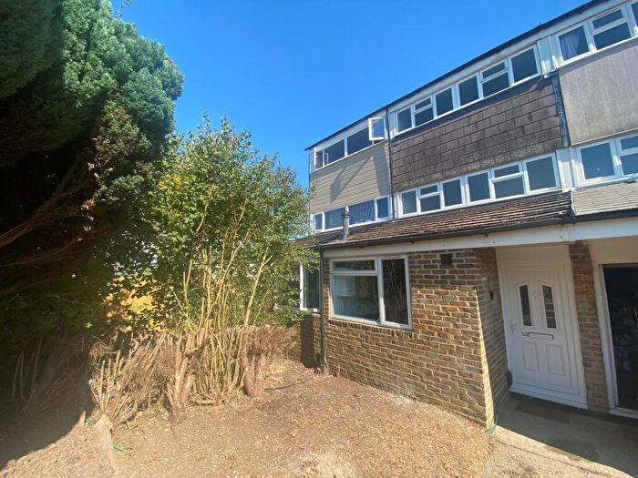 4 Bedroom Terraced House To Rent In Malvern Close, Buckskin, Basingstoke, RG22