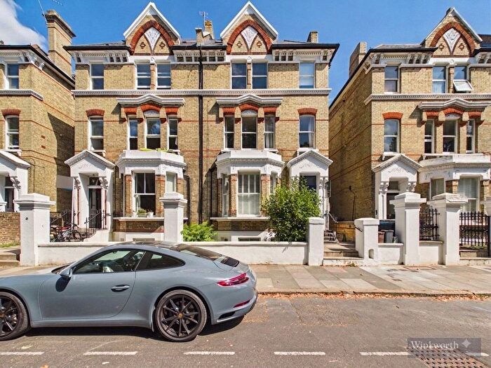 Studio For Sale In St. Andrew's Square, Surbiton, United Kingdom, KT6