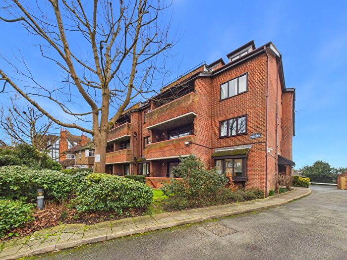 1 Bedroom Flat To Rent In Oaklands Road, Bromley, Kent, BR1