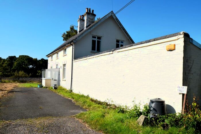 2 Bedroom Flat To Rent In Sandford, BH20