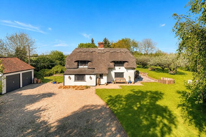 4 Bedroom Detached House For Sale In Hedingham Road, Blackmore End, Braintree, Essex, CM7