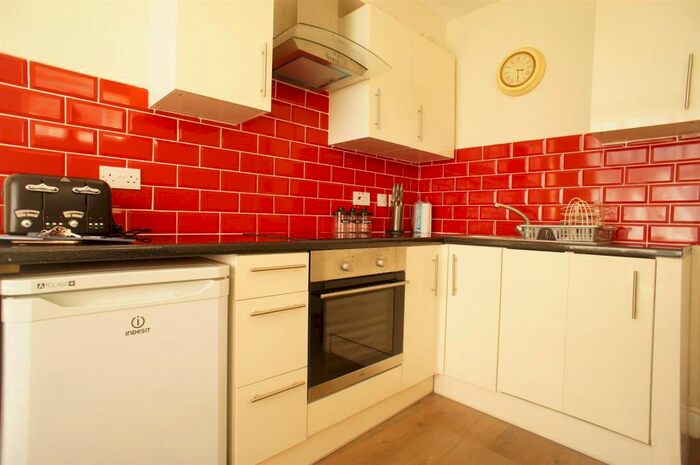 1 Bedroom Flat To Rent In Lansdowne Road, London, E4