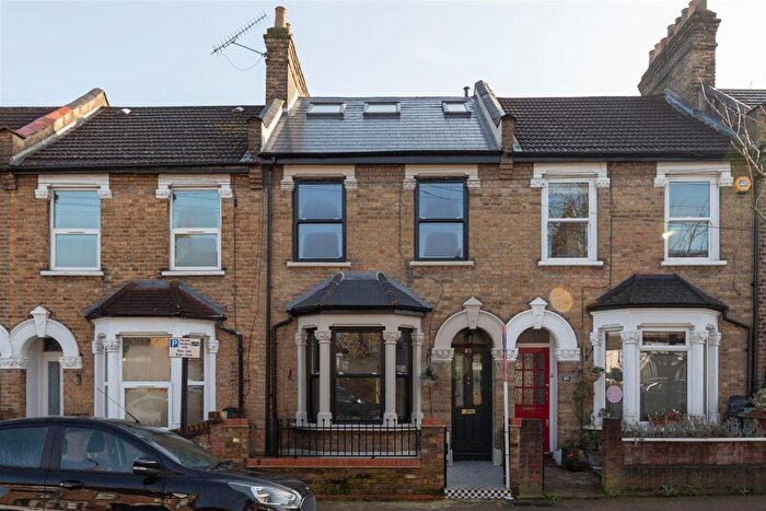 4 Bedroom Terraced House For Sale In Marten Road, Walthamstow, E17
