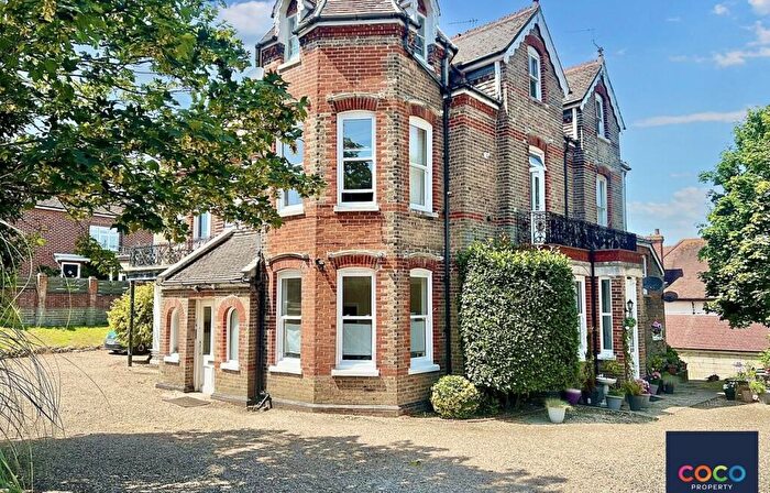 2 Bedroom Apartment For Sale In Carlton Road North, Regina House, DT4