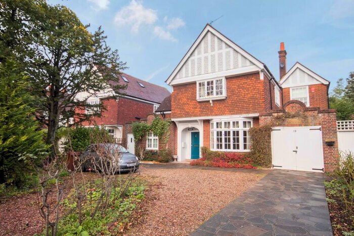 5 Bedroom Detached House For Sale In Elm Park Road, Pinner, HA5