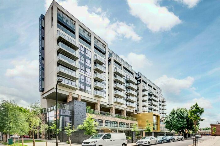 1 Bedroom Flat To Rent In Fuse Building, Beechwood Road, E8