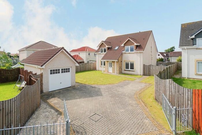 5 Bedroom Detached House For Sale In Law View, Leven, KY8