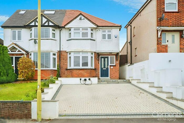 3 Bedroom Semi-Detached House To Rent In Belswains Lane, Hemel Hempstead, HP3