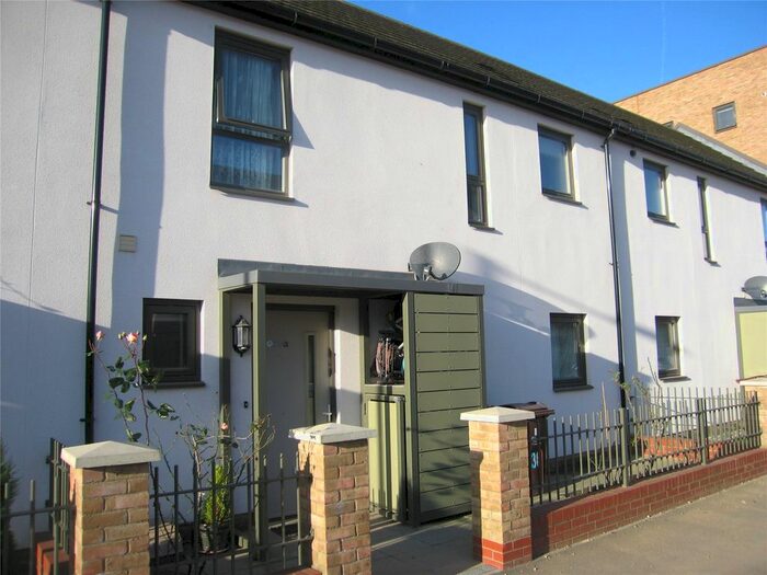 3 Bedroom Terraced House To Rent In Benning Drive, Dagenham, Essex, RM8