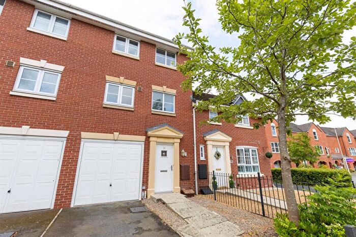 3 Bedroom Town House For Sale In Copley Walk, Nantwich, CW5