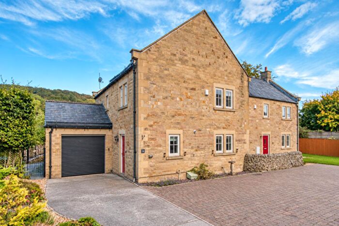 6 Bedroom Semi-Detached House For Sale In Glebe Park, Eyam, Hope Valley, S32