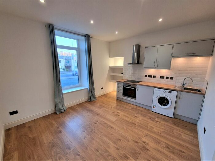 1 Bedroom Flat To Rent In Powis Place, City Centre, Aberdeen, AB25