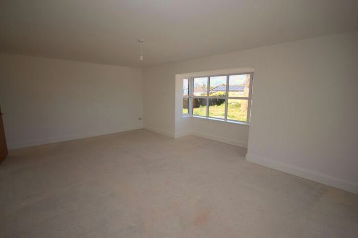 4 Bedroom Detached House For Sale In South Marsh Road, Stallingborough, Grimsby, DN41