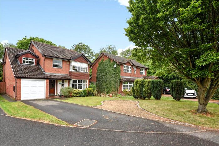 5 Bedroom Detached House To Rent In Woodford Green, Bracknell, Berkshire, RG12