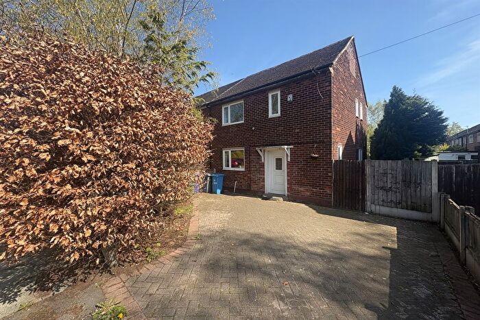 2 Bedroom Semi-Detached House To Rent In Bolam Close, Manchester, M23