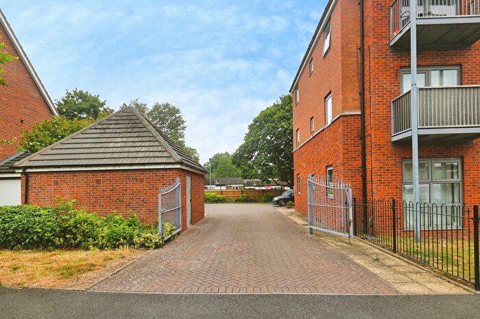 2 Bedroom Flat For Sale In Keepers Gate, Chelmsley Wood, Birmingham, B37