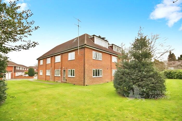 Studio To Rent In Cedars Court, The Cedars, Surrey, GU1