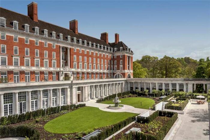 1 Bedroom Flat To Rent In Star & Garter House, Richmond Hill, Richmond, TW10