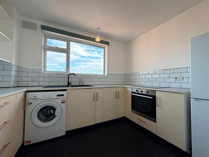 2 Bedroom Apartment To Rent In St. Marys Road, Leamington Spa, CV31
