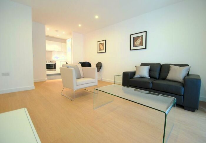 1 Bedroom Apartment To Rent In Saffron Central Square, Croydon, Surrey, CR0