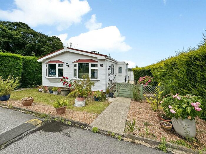 2 Bedroom Park Home For Sale In Woodlands Estate, Blean, Canterbury, CT2