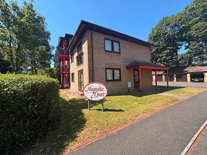 2 Bedroom Flat To Rent In Clarendon Road, Bournemouth, BH4