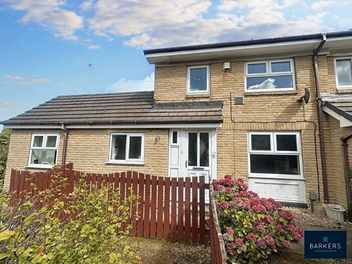 3 Bedroom Semi-Detached House For Sale In Hodgson Lane, Drighlington, BD11