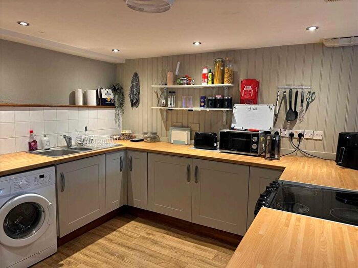 1 Bedroom Flat To Rent In Luther Road, Winton, Bournemouth, BH9