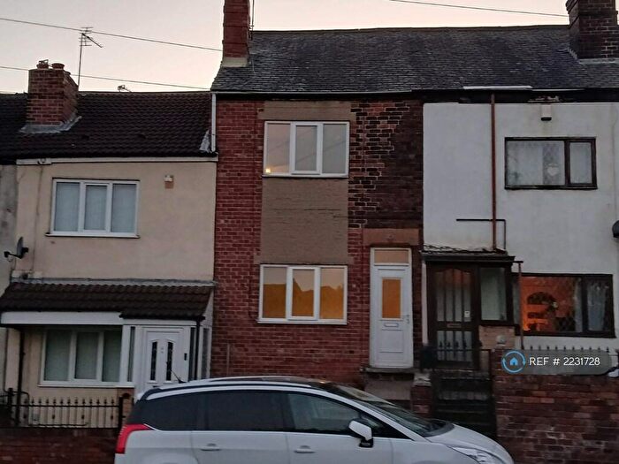 2 Bedroom Terraced House To Rent In Highgate Lane, Goldthorpe, Rotherham, S63