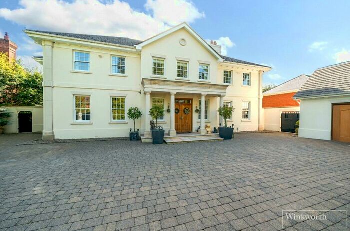 6 Bedroom Detached House To Rent In Shrubbs Hill Lane, Sunningdale, Berkshire, SL5