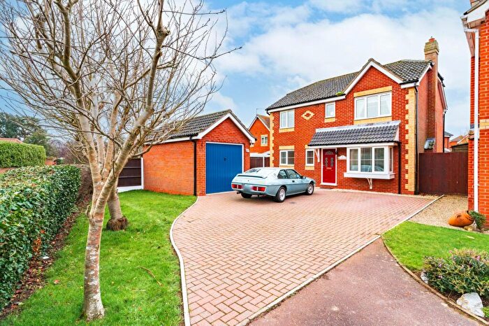 4 Bedroom Detached House For Sale In Martham Road, Hemsby, NR29