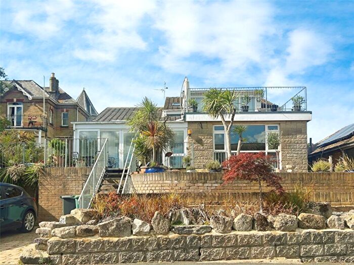 3 Bedroom Detached House For Sale In Granville Road, Cowes, Isle Of Wight, PO31