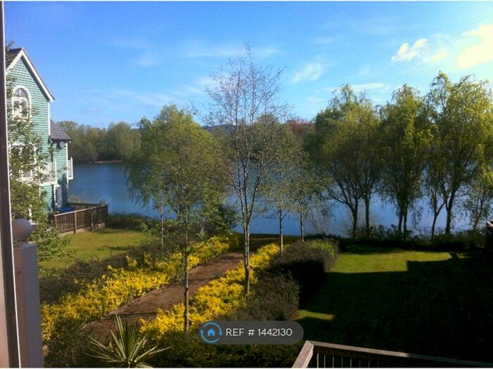 2 Bedroom Flat To Rent In The Lakes, Larkfield, ME20