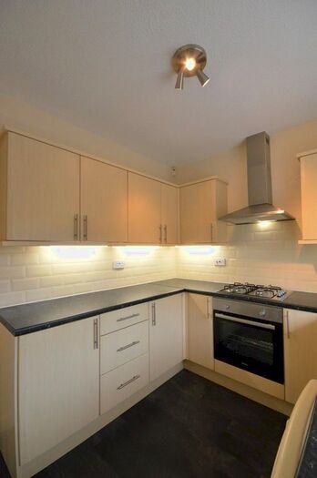 3 Bedroom Mews To Rent In Dewhurst Close, Darwen, BB3