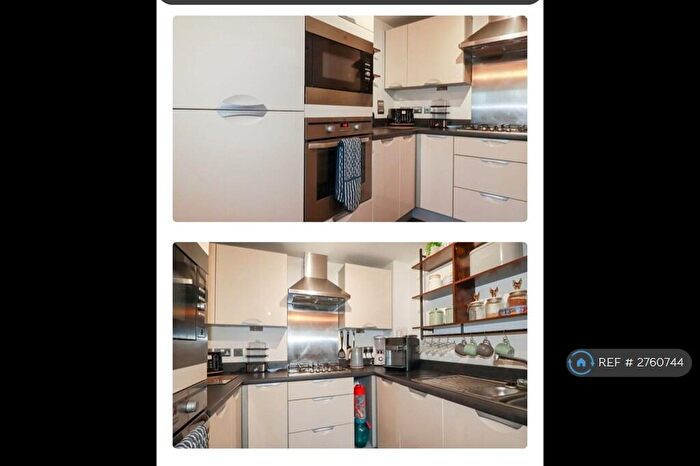 2 Bedroom Flat To Rent In Pagoda Drive, Duporth, St. Austell, PL26