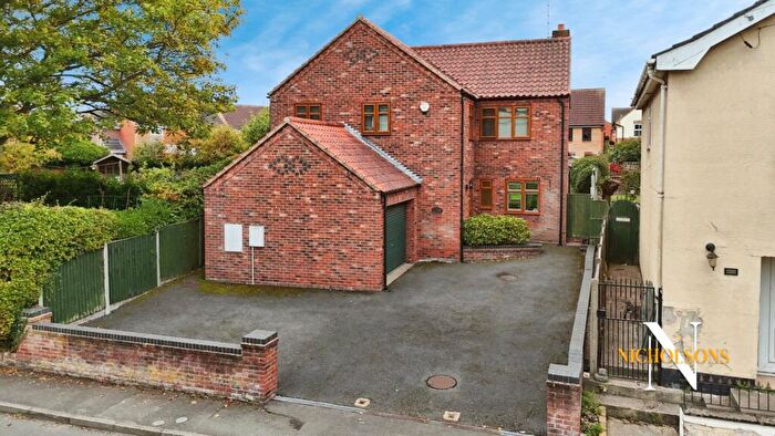 4 Bedroom Detached House For Sale In High Street, Retford, Nottinghamshire, DN22