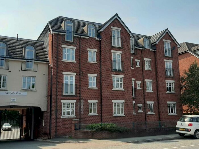 2 Bedroom Flat To Rent In Parkgate Court, Wilderspool Causeway, WA4
