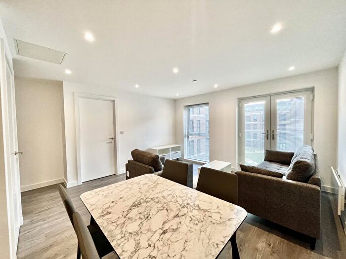 2 Bedroom Apartment To Rent In Alexandra Park, Willow Road, Leeds, LS4