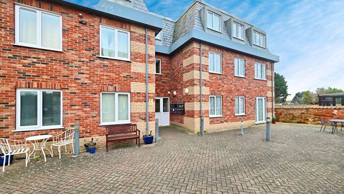 2 Bedroom Flat For Sale In Grosvenor Mews, Billingborough, NG34