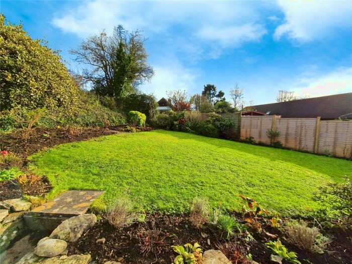 2 Bedroom Bungalow For Sale In Kings Heanton, Barnstaple, EX31