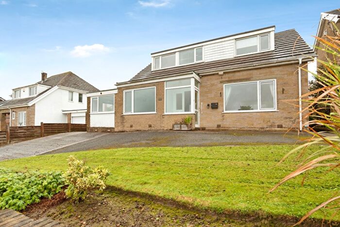 5 Bedroom Detached House For Sale In Meadow Close, Burnley, Lancashire, BB10