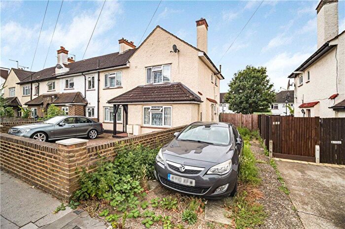 2 Bedroom Maisonette For Sale In Parchmore Road, Thornton Heath, CR7