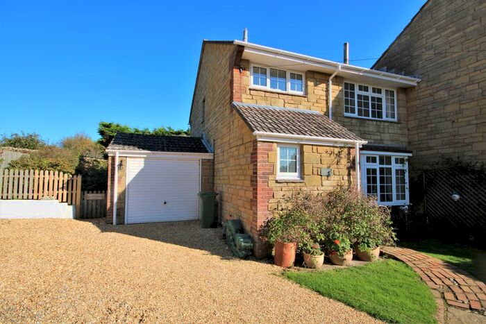 3 Bedroom Semi-Detached House For Sale In Brook, Newport PO30