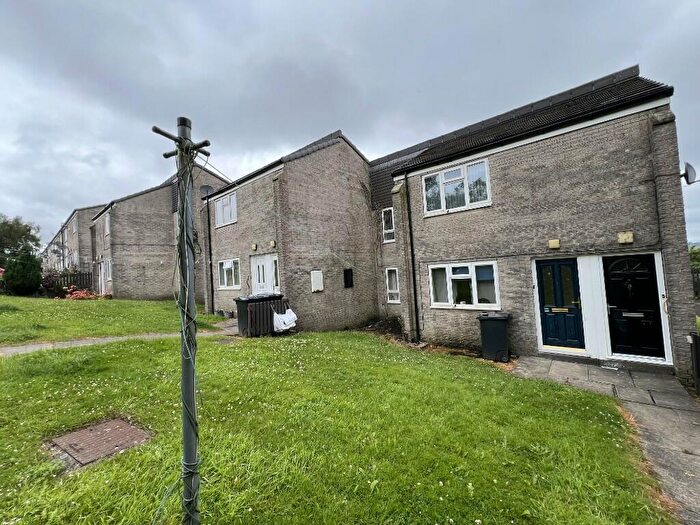 1 Bedroom Flat To Rent In Silverwood Walk, Halifax, West Yorkshire, HX2