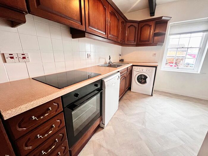 2 Bedroom Flat To Rent In The Oast House, Stratford Lane, Rainham, Kent, ME8