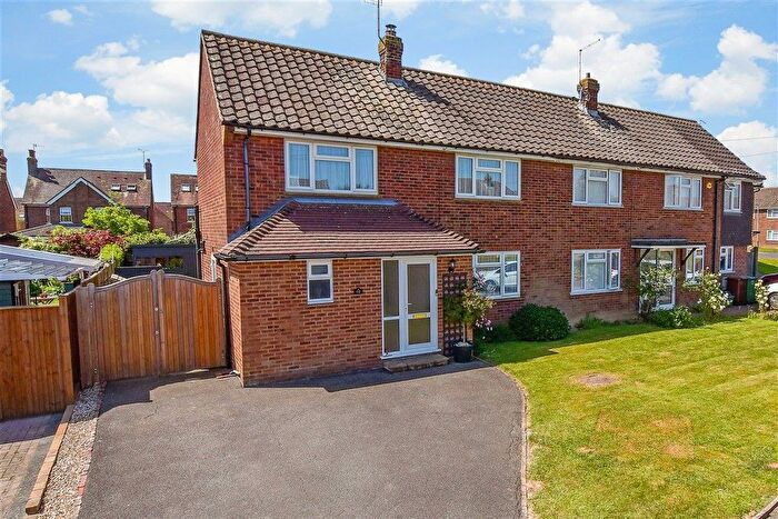 3 Bedroom Semi-Detached House For Sale In Newton Gardens, Paddock Wood, Tonbridge, Kent, TN12